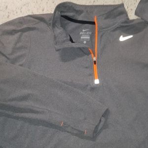 Mens Nike Dri-Fit Longsleeve Pullover with collar